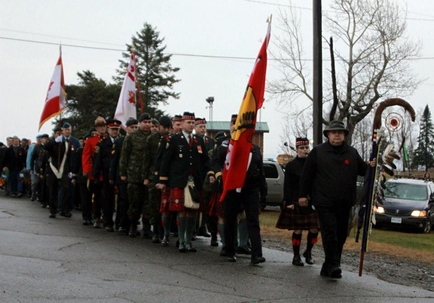 military members, veterans and Cadets. The Lakehead Superior Scottish Regiment, 18 Service Battalion and 2294 RoyalCanadian Army Cadet Corp participated