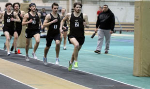 S Campbell leading the pack - Manitoba Bisons photo. Lakehead University