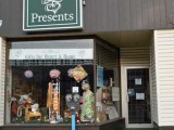 PARO Centre offers resources for women and youth. Supported by Trillium Foundation