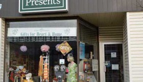 PARO Centre offers resources for women and youth. Supported by Trillium Foundation
