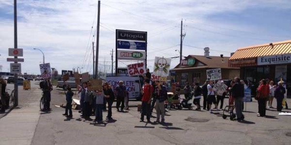 Say no to Monsanto - World Wide Protest hits Thunder Bay