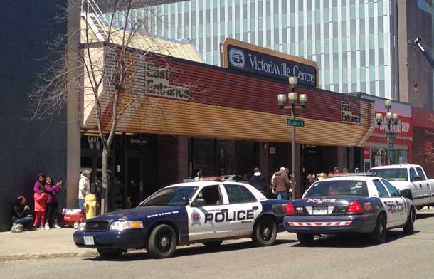 Wild weekend for Thunder Bay Police