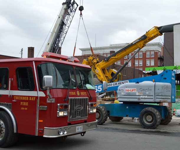 Crane Collapse Recovery Continues