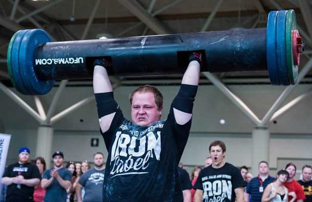 Ben Thompson Wins 2013 Iron Label Strongman