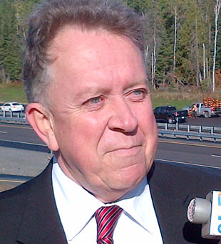 Gravelle has no excuse not to consult before cutting – Campbell
