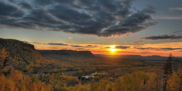 One can only hope that the beauty of the Nor'Westers is not headed into the sunset