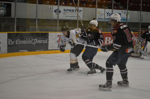 North Stars taking on Dryden Ice Dogs – SIJHL Action