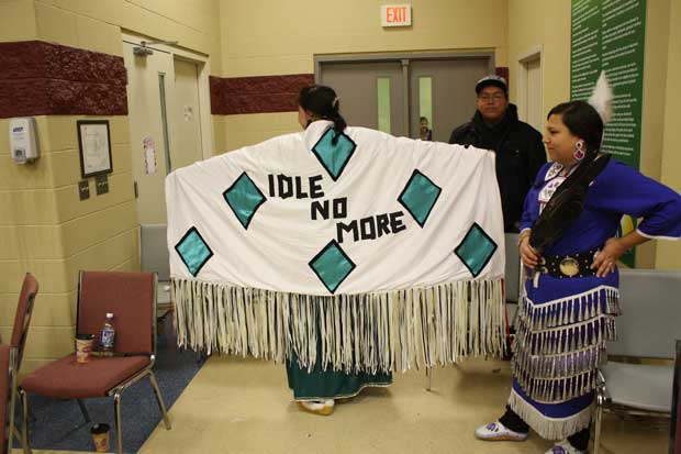 Candle Light Vigil and Prayer – Thunder Bay Chapter of Idle No More Keeps Going