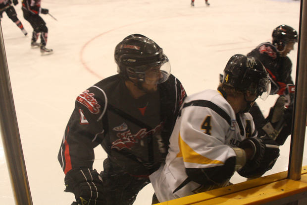 SIJHL – Thunder Bay North Stars vs Fort Frances Lakers