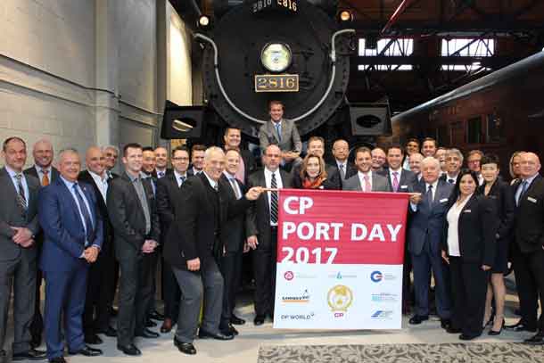 Attendees of CPís 2017 Port Day, held at the companyís head office in Calgary, work collaboratively with CP to grow Canadaís gateways of Montreal and Vancouver. (CNW Group/Canadian Pacific)