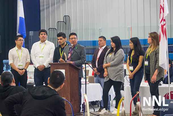 Nishnawbe Aski Grand Chief Alvin Fiddler leads the NAN Youth Council in a discussion folliwing the news that yet another Indigenous youth had committed suicide.