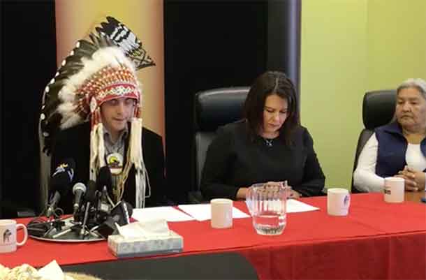 Assembly of Manitoba Chief Dumas and Federal Indigenous Services Minister Philpot