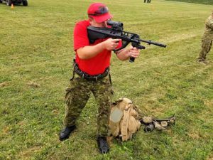 Corporal Jordan Ayearst fires the Australian army's Steyre AUG assault rifle.