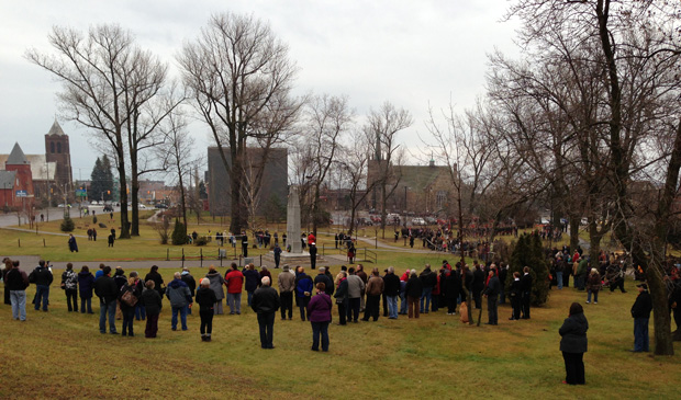 Crowd gathers at Waverly Park to honour veterans