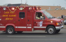 Santa-Claus-Parade-2012-Firetruck-3