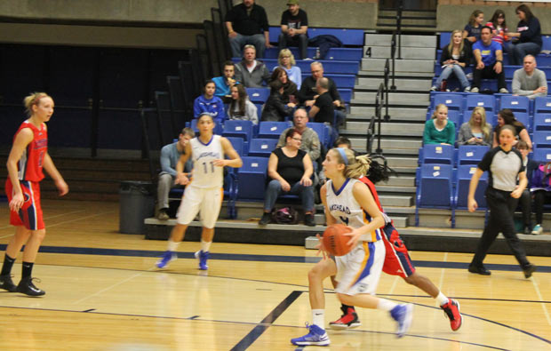 Lakehead Thunderwolves Women's Team fell to the Brock Badgers Photo by Quinn Spyrka