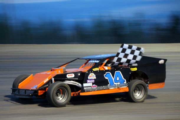 #15 Ron Westover claimed another feature win to his long established career in the Street Stock class.
