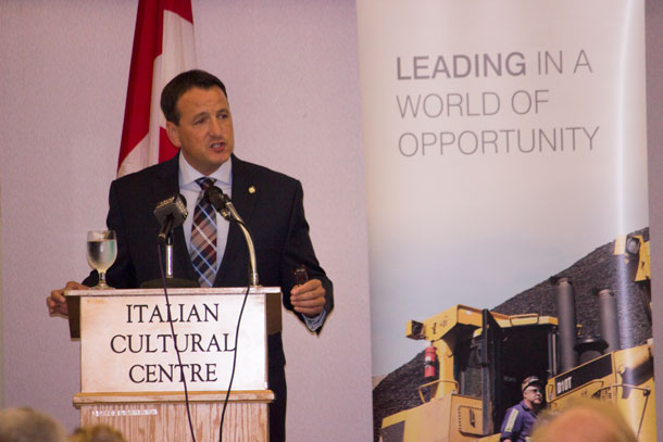 Minister Greg Rickford Addresses Thunder Bay Business Audience at Chamber or Commerce Luncheon