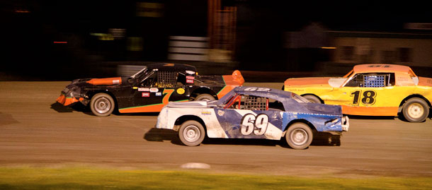#18 Chris Shine, #69 Devin Brown, and #7 Andrew Trimble during  feature racing in the Emo Street Stocks
