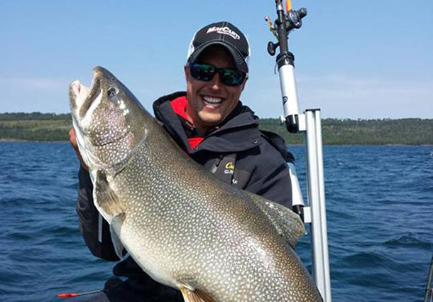 What a short day trip up the north shore of lake superior can turn into! after a quick phone call to james a few days ago, the plans were set to head up north of duluth in search for some trout.