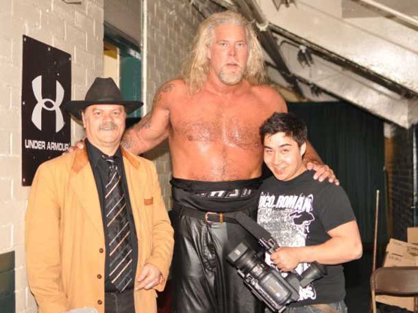 Nicholson is looking to return to Thunder Bay - Here James Murray (NNL) and Damien Gilbert are towered over by Kevin Nash at the Fort William Gardens