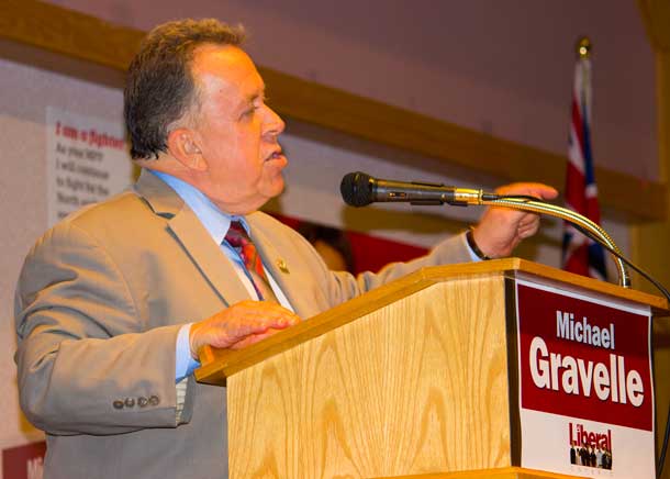 Minister Michael Gravelle accepts nomination as Liberal candidate in Thunder Bay Superior North