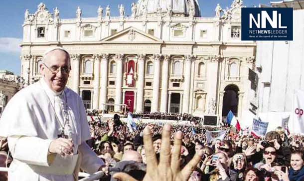 Pope Francis in St. Peter's Square - stock image