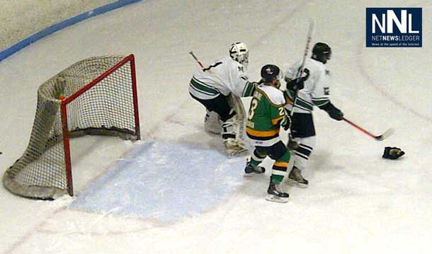 The Thunder Bay North Stars were shooting hard last night to win big at the SIJHL Showcase.