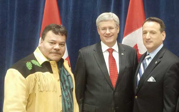 Treaty Three Chief White, Prime Minister Harper and Minister Greg Rickford