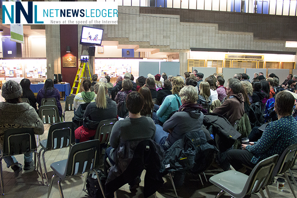 The overflow crowd in the Agora at Lakehead University listening to Joseph Boyden talk on race relations.