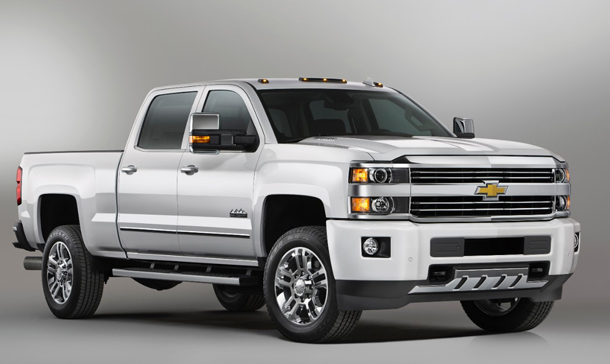 Silverado High Country HD, Chevrolet’s first premium heavy-duty pickup, combines the refinement and convenience of the Silverado 1500 High Country with the rugged capability of the new Silverado 2500HD and 3500HD pickups.