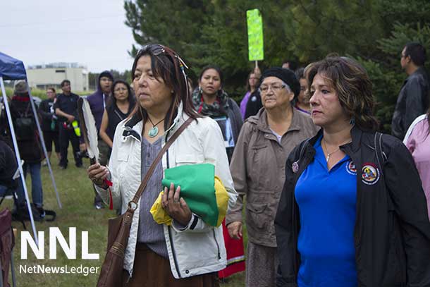 Sharon Johnson and Thunder Bay Aboriginal Liaison Ann Magiskan remembering the murdered and missing Anishinabe women