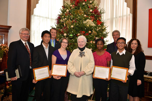 Forests Ontario, the Lieutenant Governor and key partners award Forests Ontario's education winners. (CNW Group/Forests Ontario)