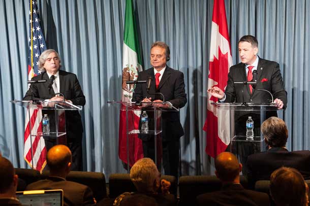 The Honourable Greg Rickford, Canada’s Minister of Natural Resources (far right), Dr. Ernest Moniz, U.S. Secretary of Energy (far left), and Pedro Joaquín Coldwell, Mexico’s Secretary of Energy (centre), discuss strategic vision for North America's energy sector on Monday, December 15, 2014