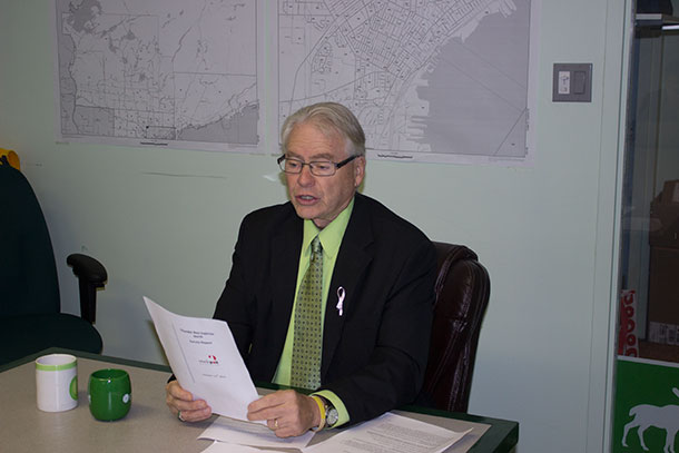 Bruce-Hyer-at-Green-Party-Headquarters-in-Thunder-Bay