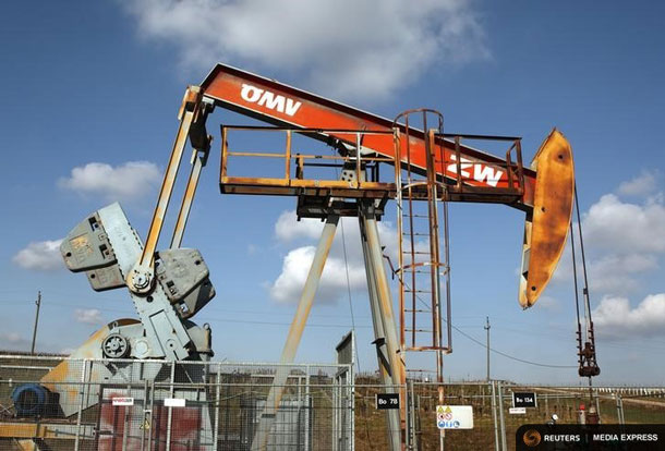 A pumpjack of Austrian oil and gas group OMV is pictured in Auersthal, some 25 km (15 miles) north of Vienna February 20, 2014. REUTERS/Heinz-Peter Bader
