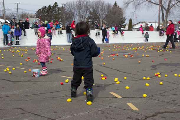 Getting ready - The Hill City Kinsmen had their hands full - kids were ready to hunt as soon as they got inside the rink