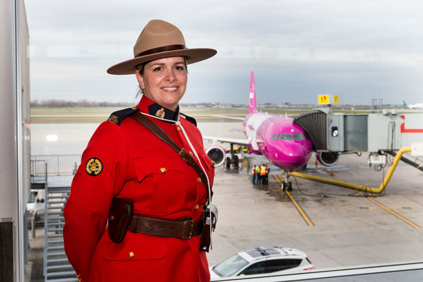 Wow Air Welcomed to Montreal