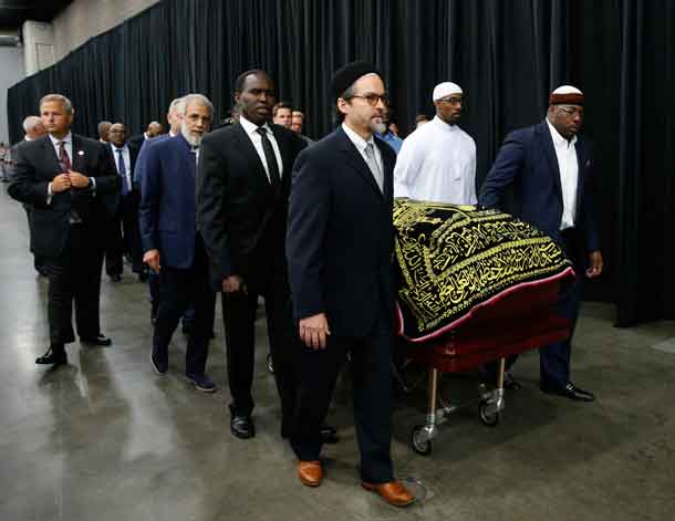 The coffin of late boxing champion Muhammad Ali arrives for a jenazah, an Islamic funeral prayer, in Louisville, Kentucky, U.S. June 9, 2016.   REUTERS/Lucas Jackson