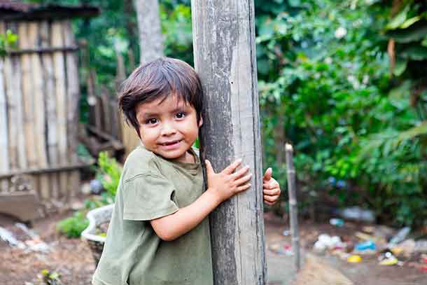 8-year-old Franklin from Guatemala is much smaller than he should be, malnutrition has stunted his growth. (CNW Group/World Vision Canada)
