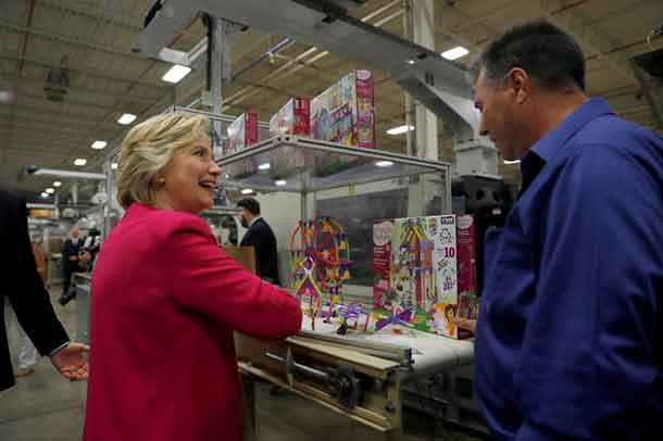 Democratic presidential candidate Hillary Clinton campaigns at K'NEX in Hatfield, Pennsylvania, July 29, 2016. REUTERS/Aaron P. Bernstein
