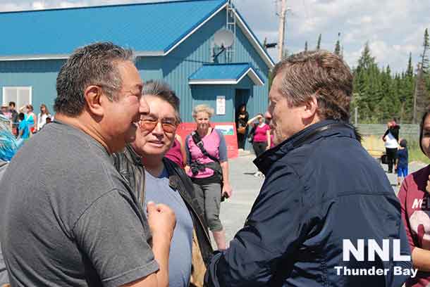 Mayor Tory arrives in Kitchenuhmayooosib Inninuwug First Nation