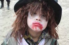 attawapiskat-zombie-walk-10