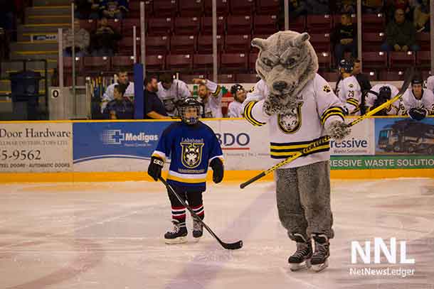Honourary Thunder Wolf with Wolfie at the start of the game