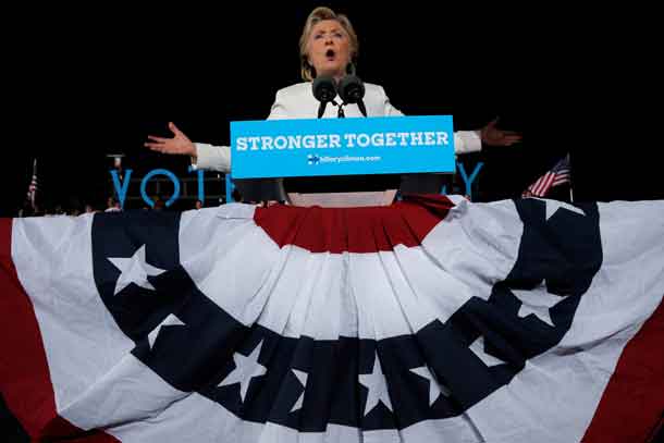 U.S. Democratic presidential nominee Hillary Clinton speaks at a campaign rally in Ft. Lauderdale, Florida, U.S. November 1, 2016.  REUTERS/Brian Snyder