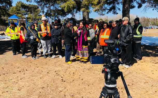 No More Meth - That is the message from these Indigenous Walkers as they headed to Ottawa from Thunder Bay