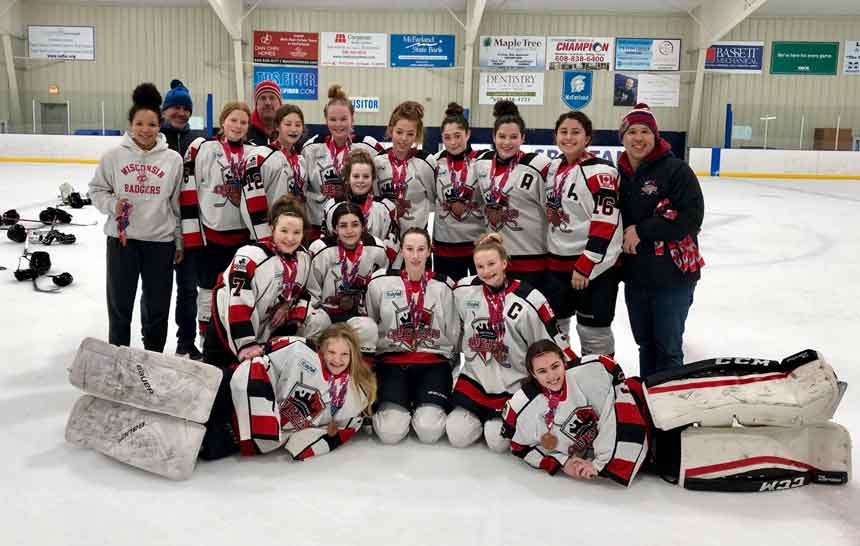 Thunder Bay AA Bantam Queens Bring Home the Bronze