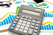 Calculator-Depositphotos_189398008_xl-2015