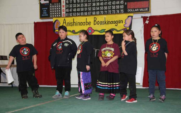 To join in the year-long celebration of ‘The Year of Indigenous Languages’ under the United Nations Declaration, Kenjgewin Teg and Lakeview School proudly hosted the first ever Anishinaabe Booskinaagan (conversing in Anishinaabemowin) Language Bowl