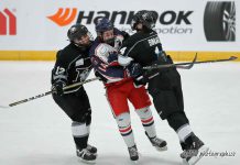 Thunder Bay Kings Loss Leaves Steep Hill to Climb Cade Hayes gets a taste of the Kings club sandwich